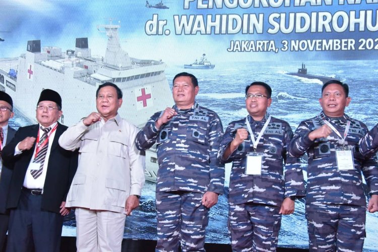 Pangkoarmada III Laksamana Muda TNI Irvansyah Hadiri Pengukuhkan Nama KRI dr. Wahidin Sudirohusodo-991
